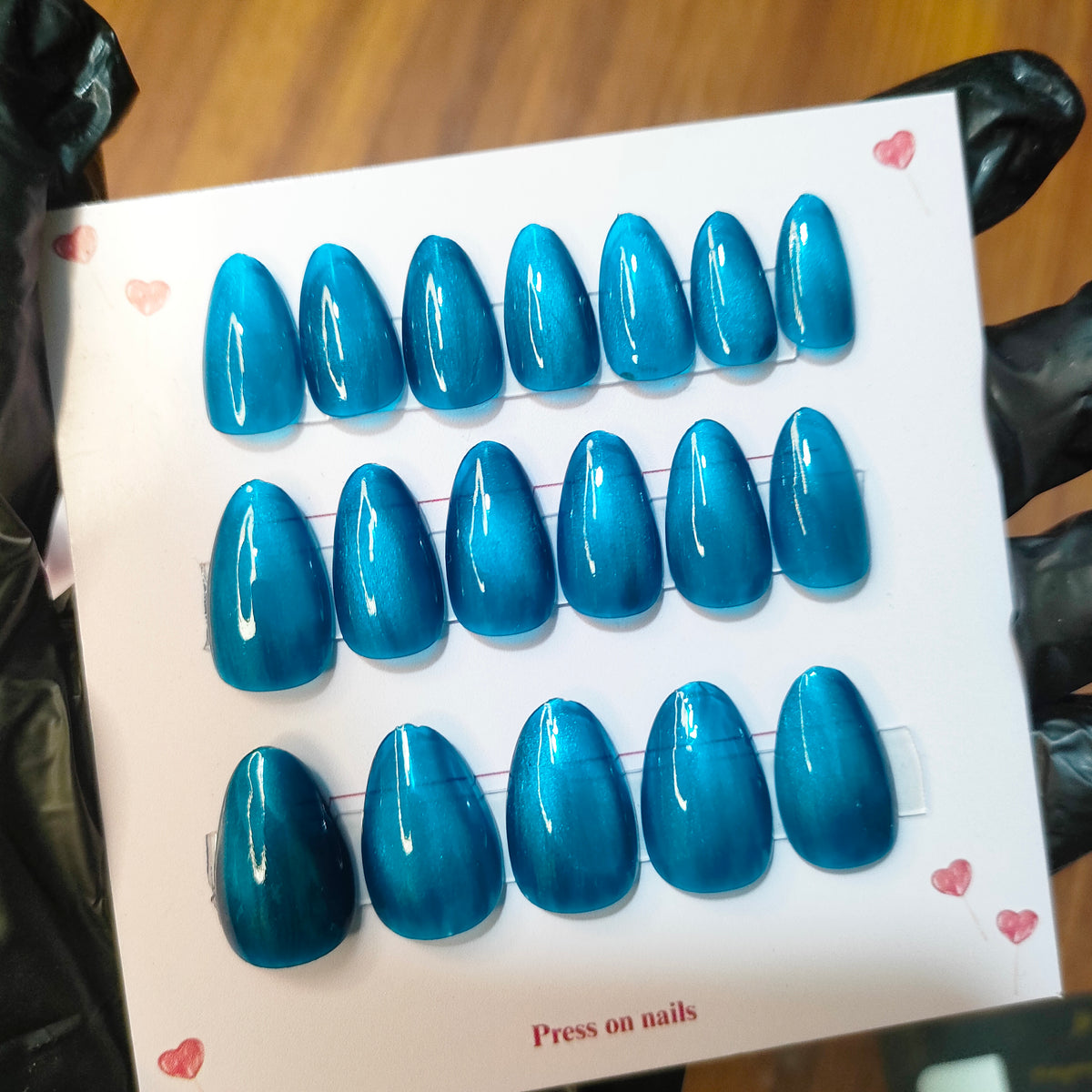 Cateye High Quality Reusable Presson Nails with glue